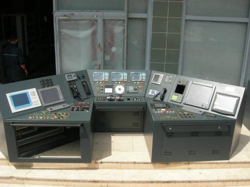 Köprü Üstü ve Makine Dairesi Kumanda Konsolları